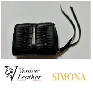Simona-Women's handmade genuine leather wallet with two sections NWOT